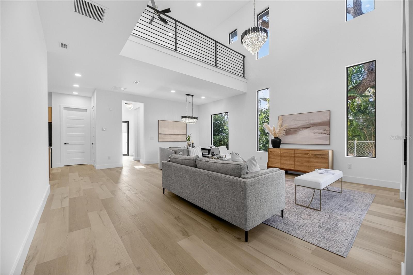 Image 13 of 84 For 2335 Oak Terrace