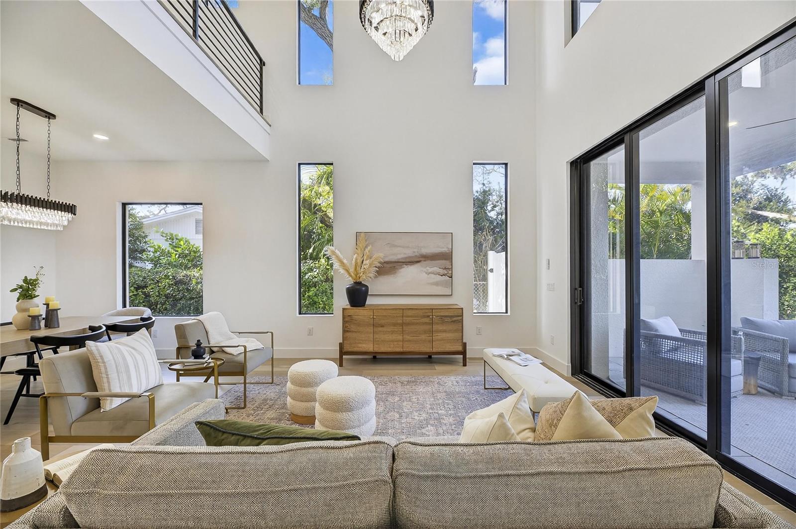 Image 14 of 84 For 2335 Oak Terrace