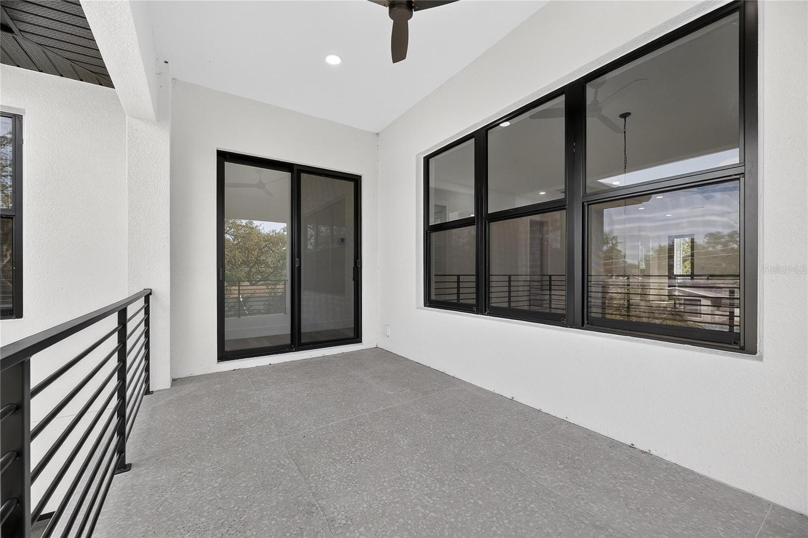 Image 52 of 84 For 2335 Oak Terrace