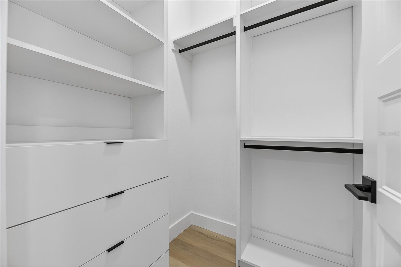 Image 58 of 84 For 2335 Oak Terrace