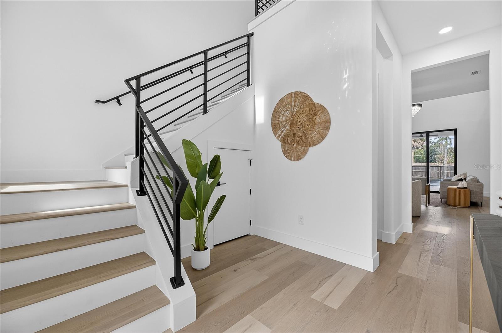 Image 6 of 84 For 2335 Oak Terrace