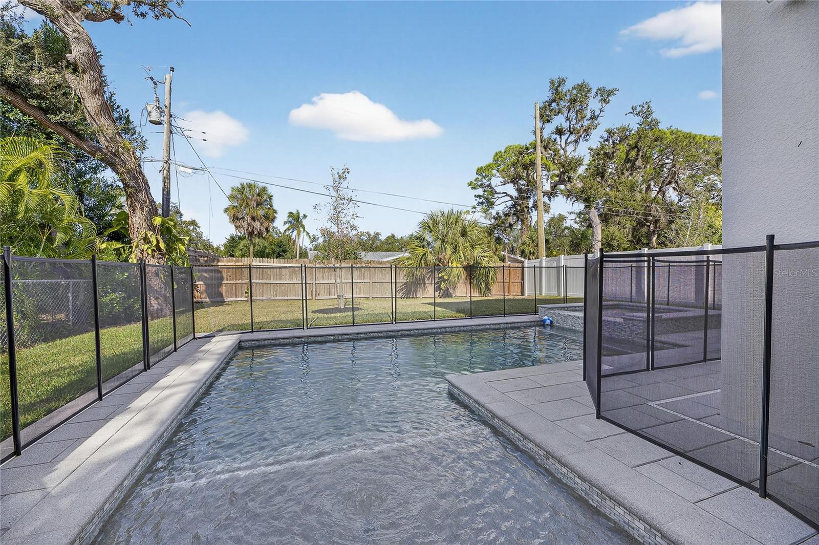 Image 64 of 84 For 2335 Oak Terrace