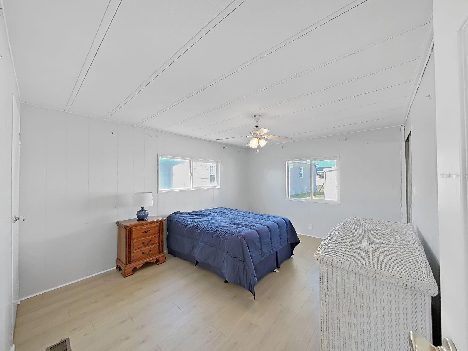 Image 13 of 24 For 12501 Ulmerton Road 119