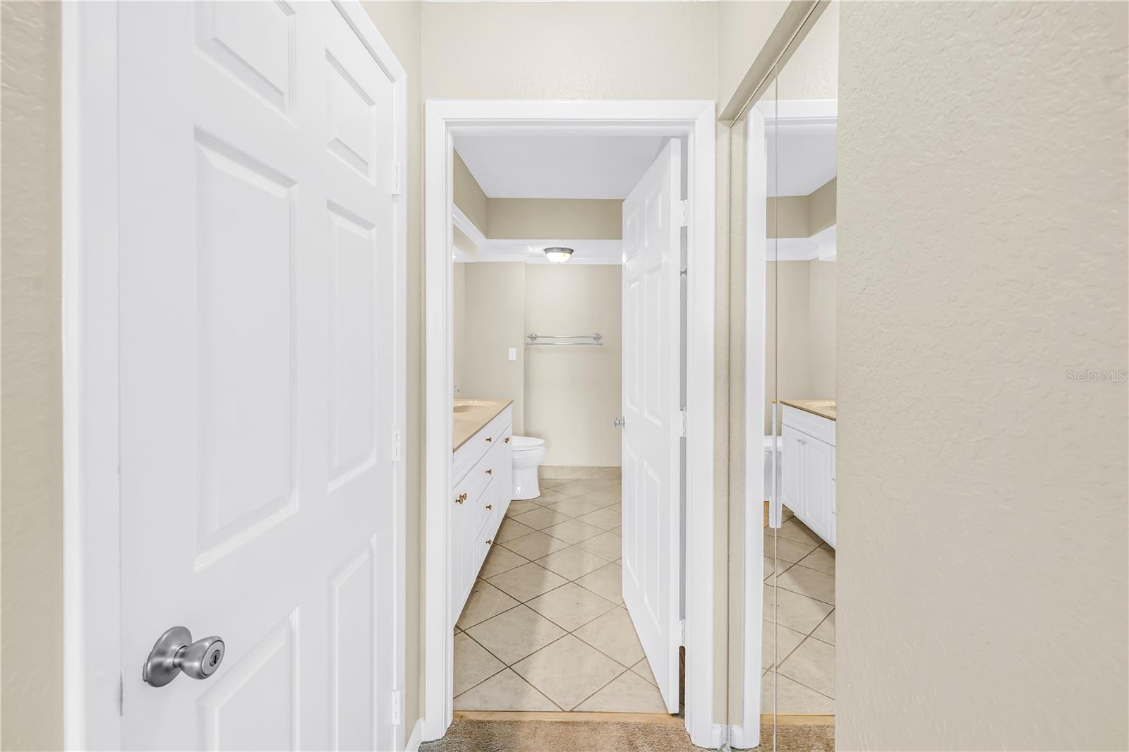 Image 24 of 41 For 6105 Bahia Del Mar Circle 384