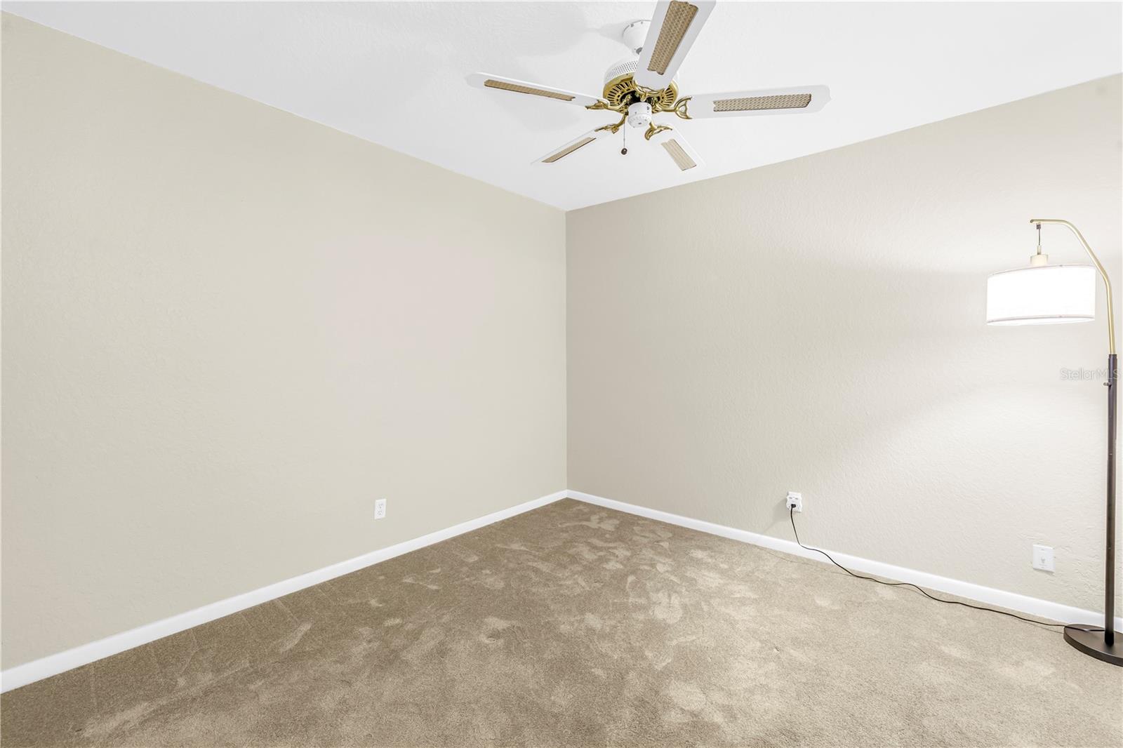 Image 28 of 41 For 6105 Bahia Del Mar Circle 384