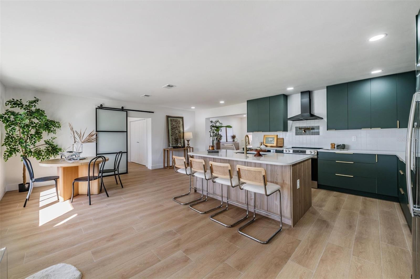 Image 15 of 40 For 4509 Fair Oaks Avenue