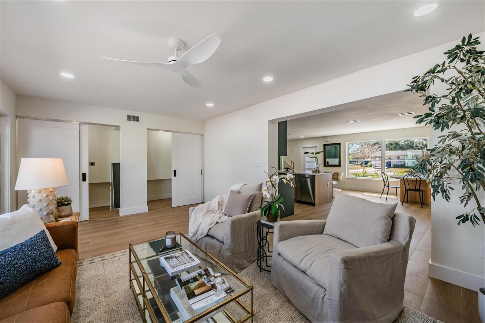 Image 19 of 40 For 4509 Fair Oaks Avenue