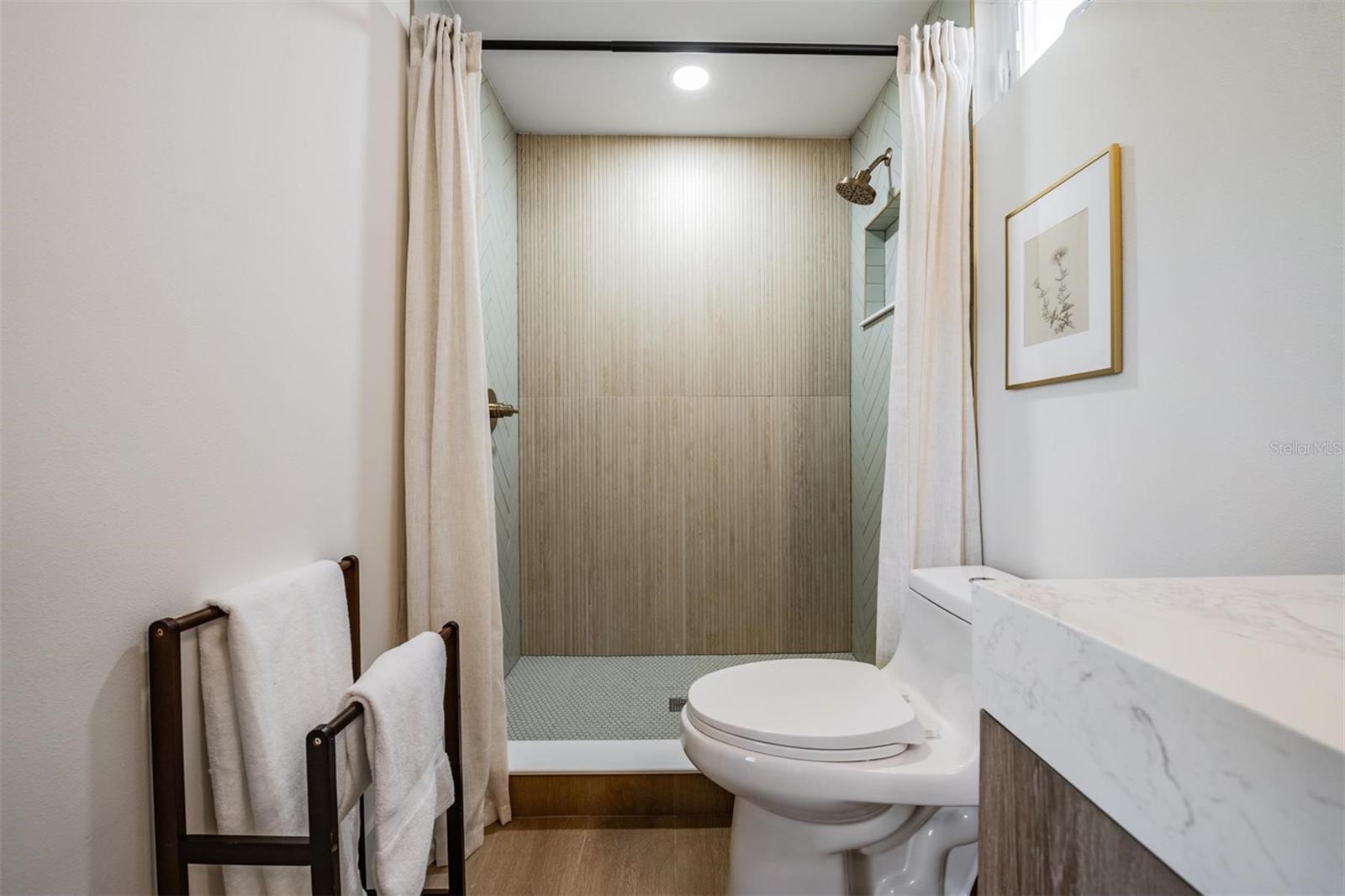 Image 25 of 40 For 4509 Fair Oaks Avenue