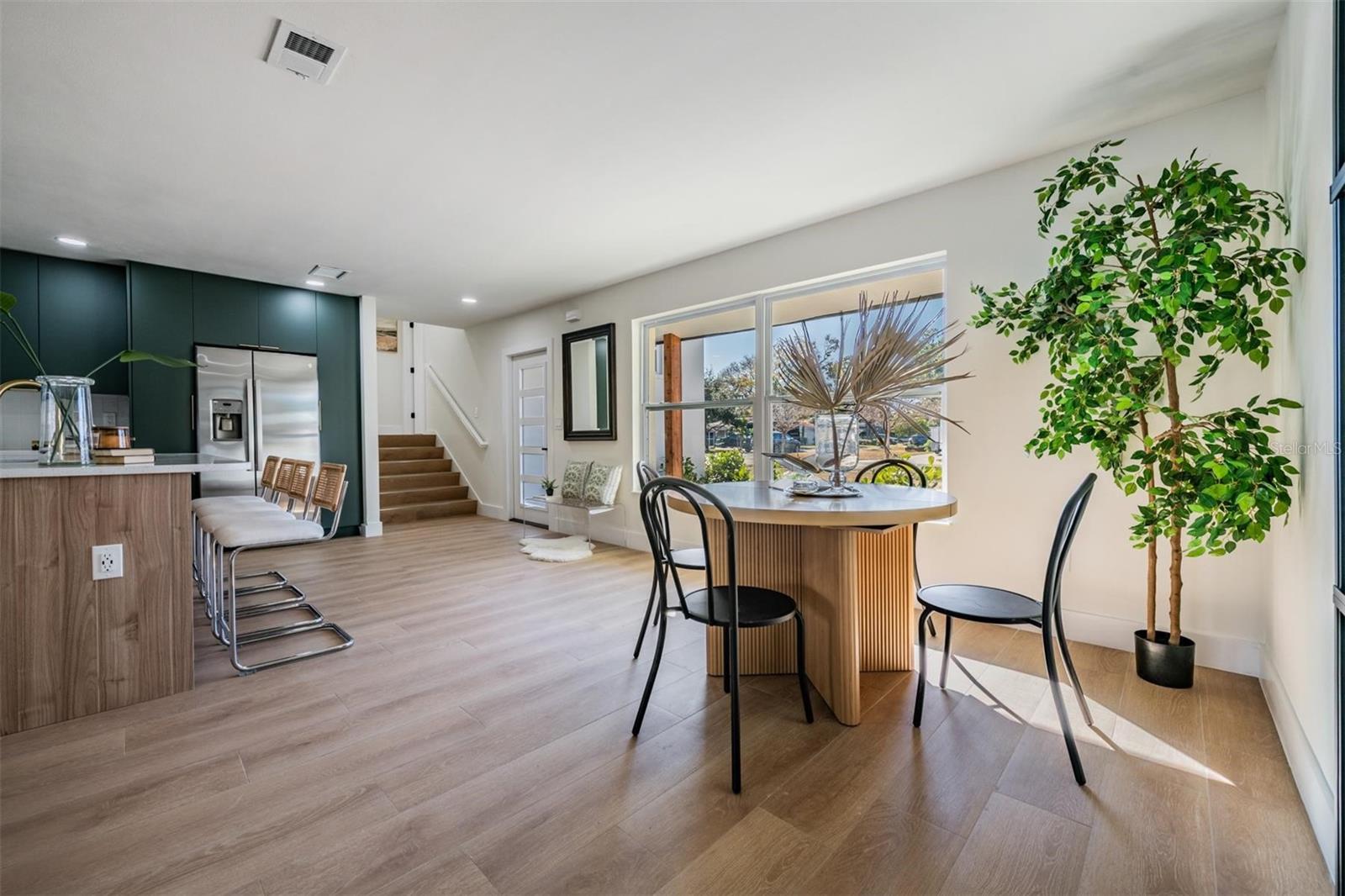 Image 3 of 40 For 4509 Fair Oaks Avenue