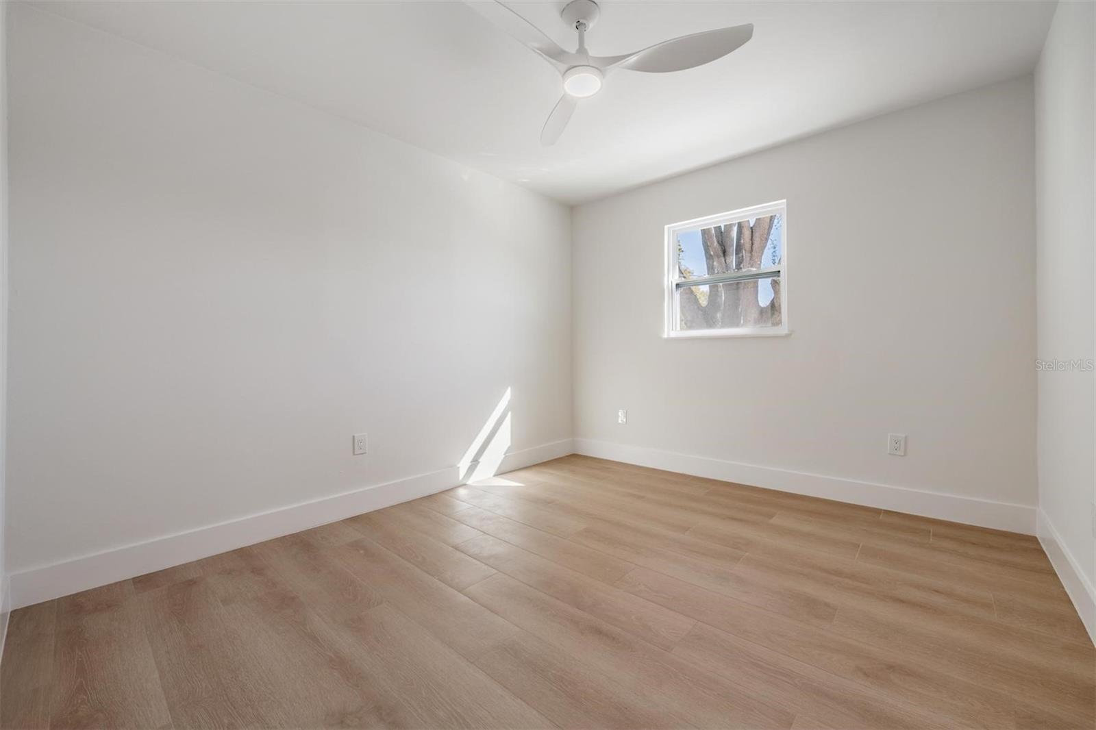 Image 30 of 40 For 4509 Fair Oaks Avenue