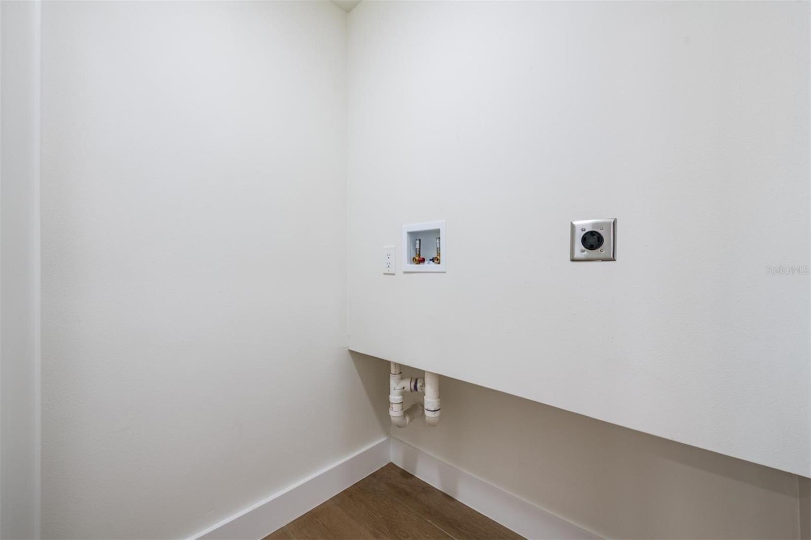 Image 32 of 40 For 4509 Fair Oaks Avenue