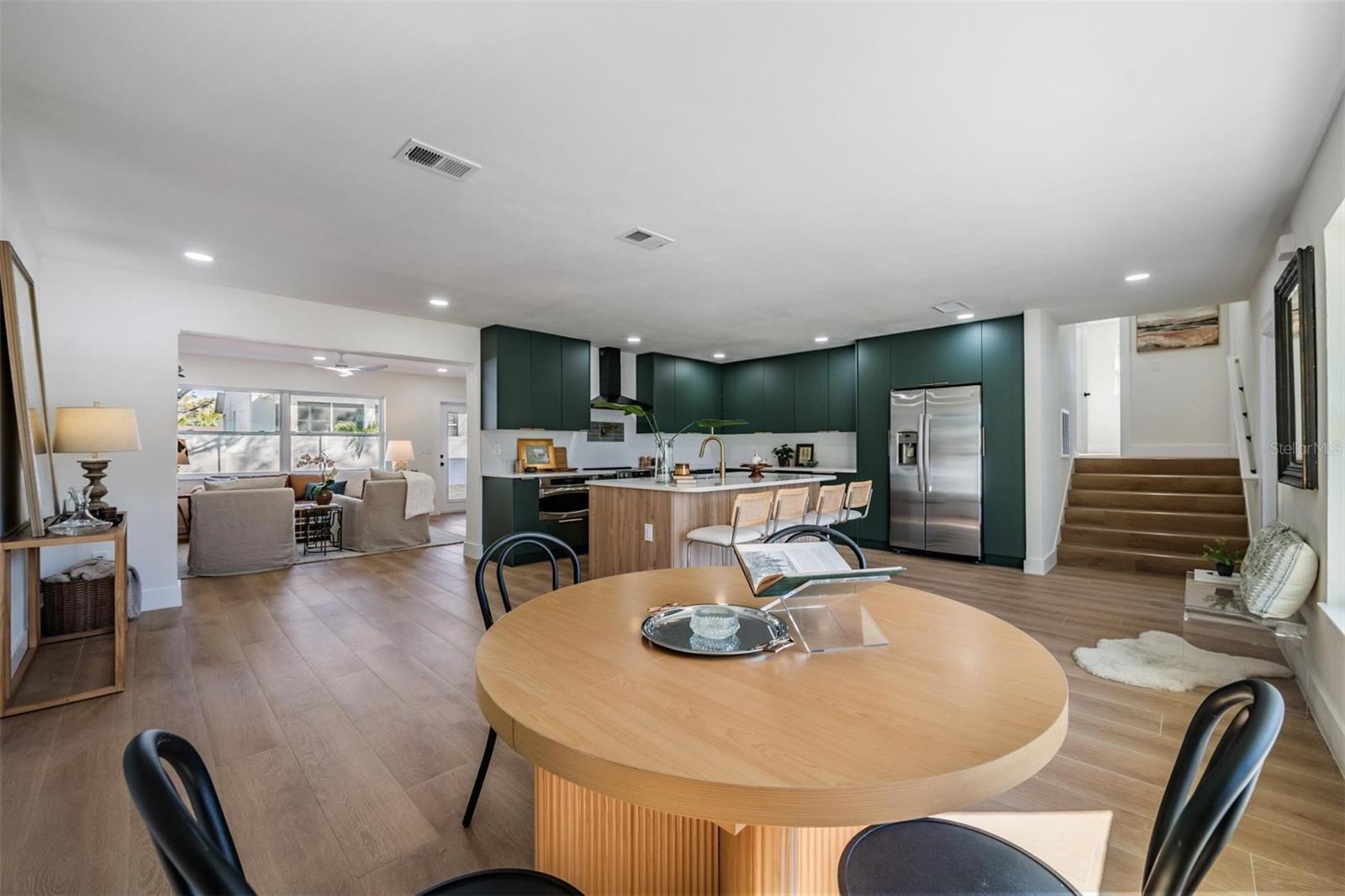 Image 5 of 40 For 4509 Fair Oaks Avenue