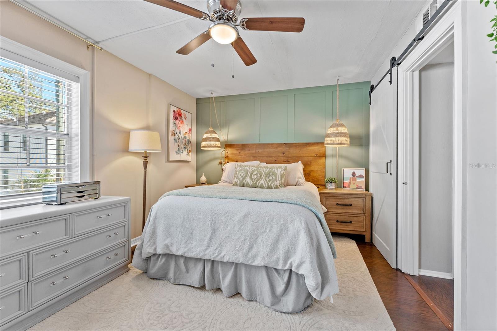 Image 12 of 21 For 4611 North B Street 232