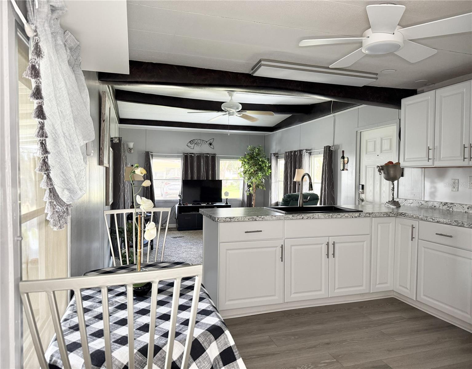 Image 8 of 30 For 34543 Sweetpea Lane