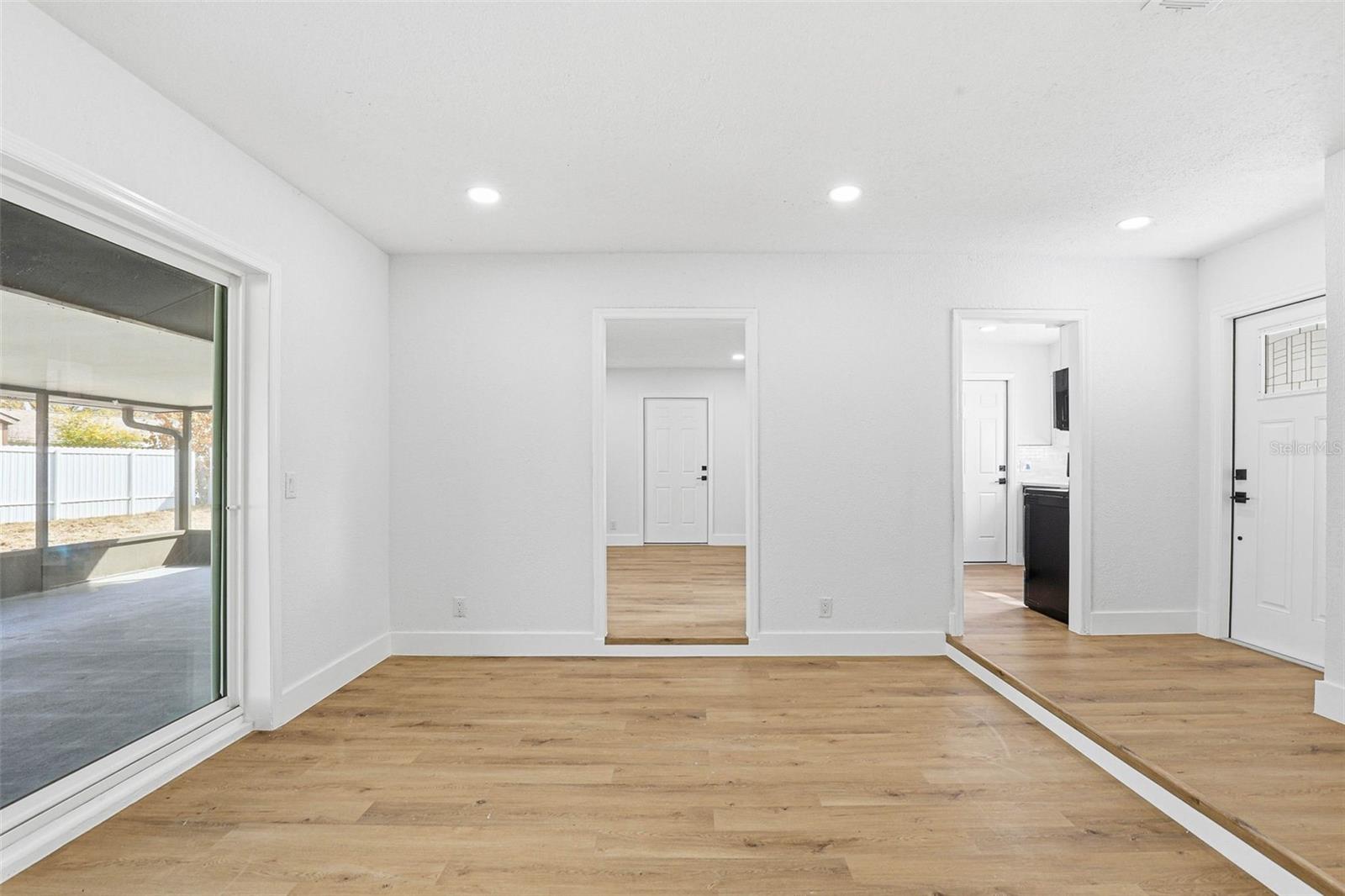 Image 11 of 49 For 1008 Hallwood Loop