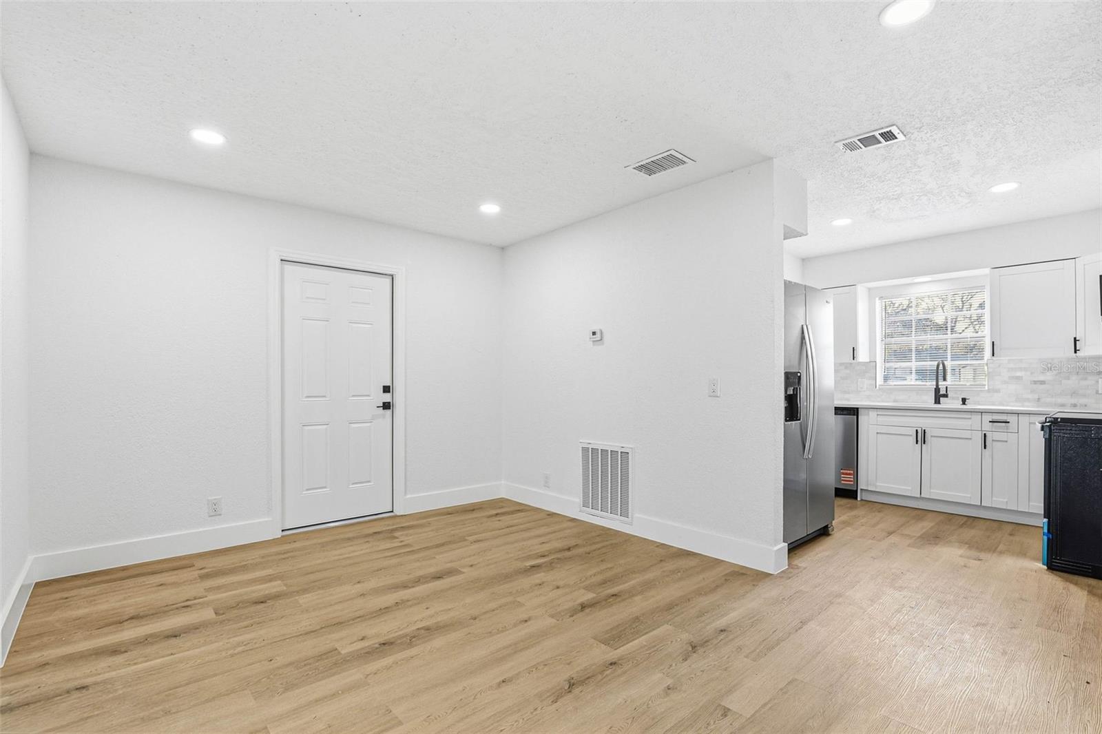 Image 15 of 49 For 1008 Hallwood Loop