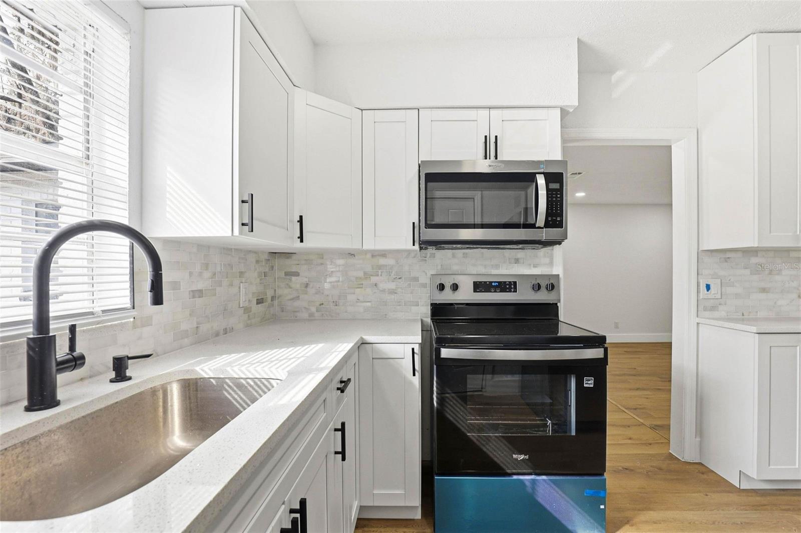 Image 19 of 49 For 1008 Hallwood Loop