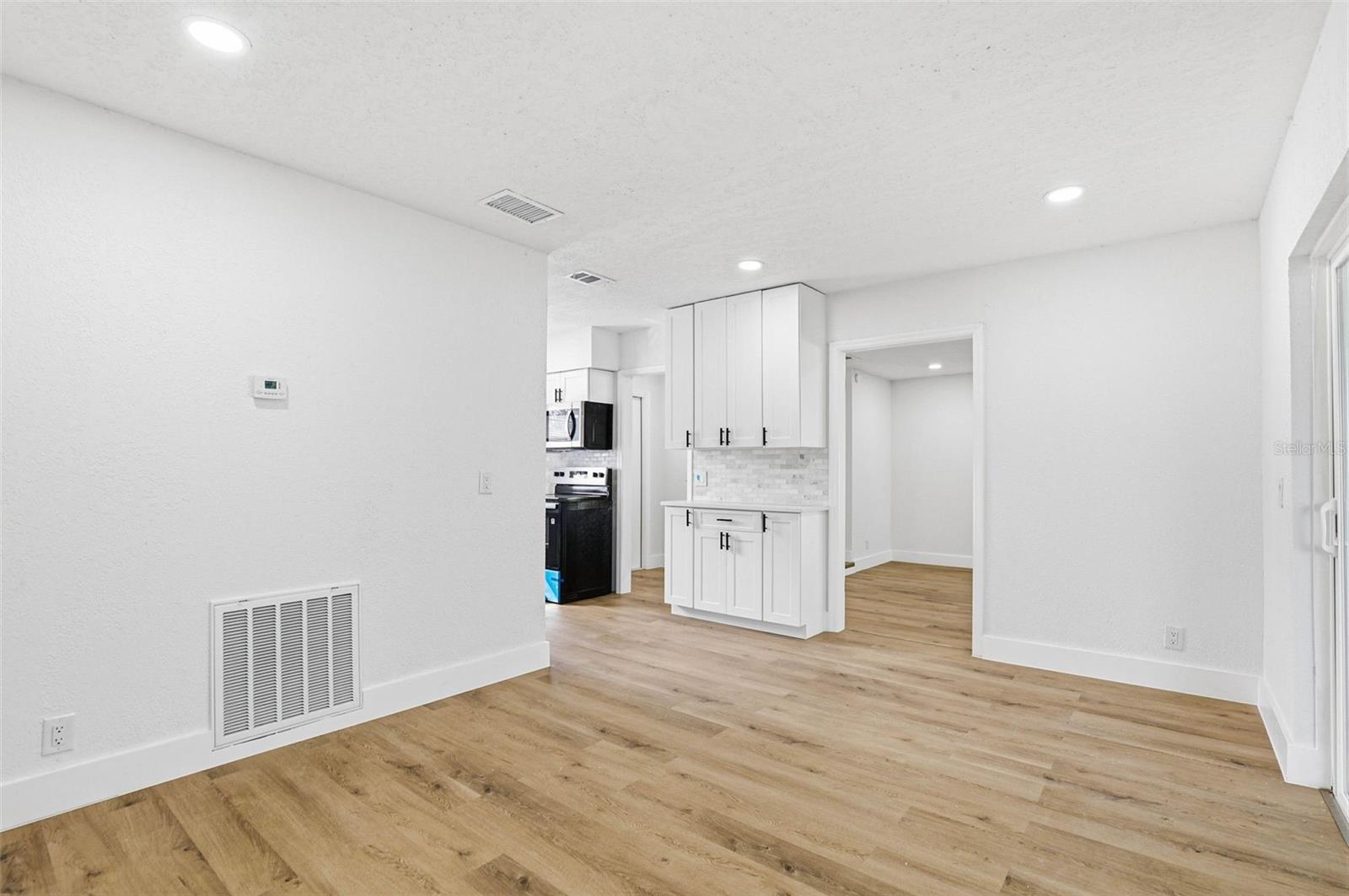 Image 21 of 49 For 1008 Hallwood Loop