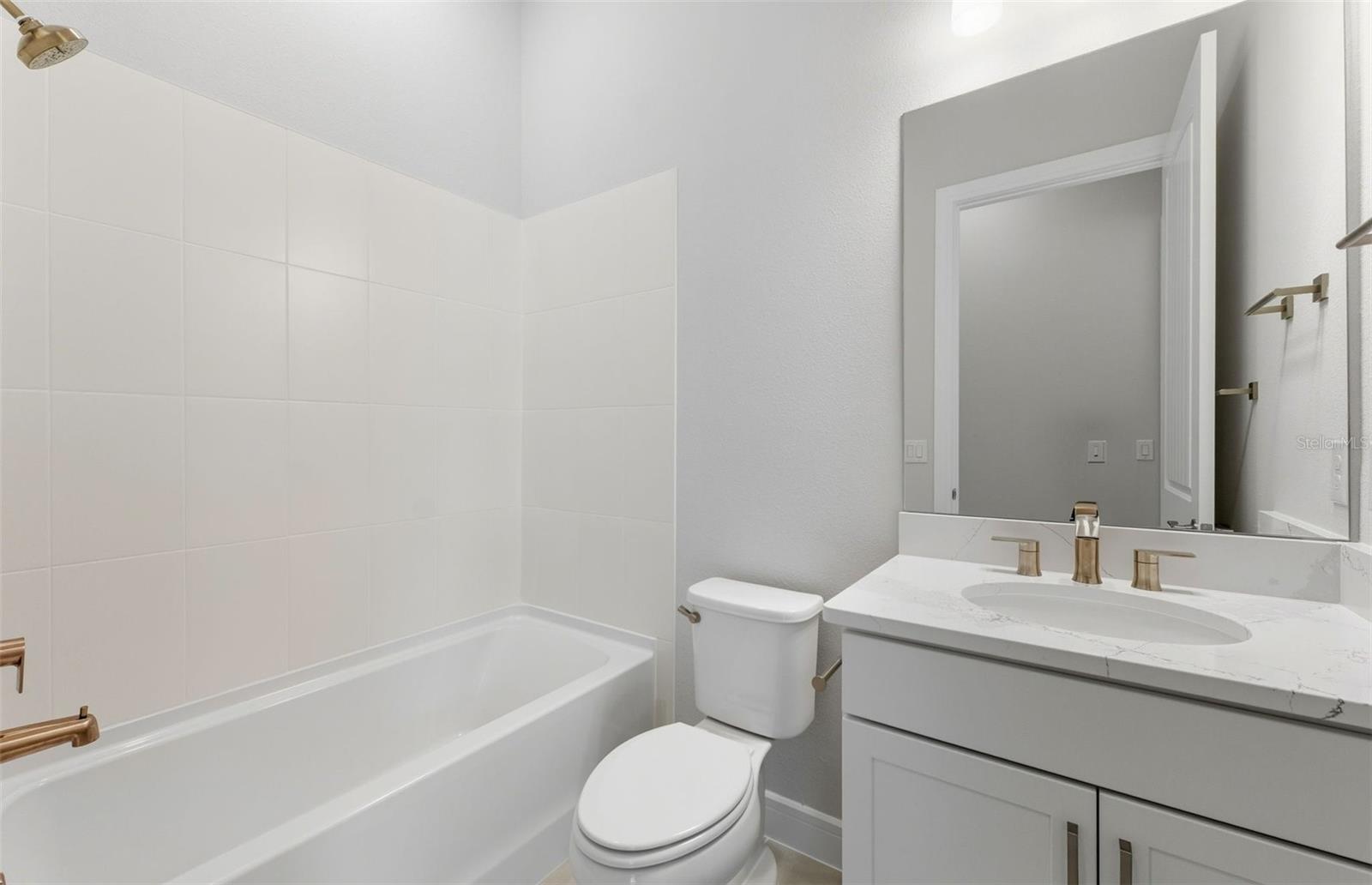 Image 16 of 36 For 6200 82nd Terrace Road