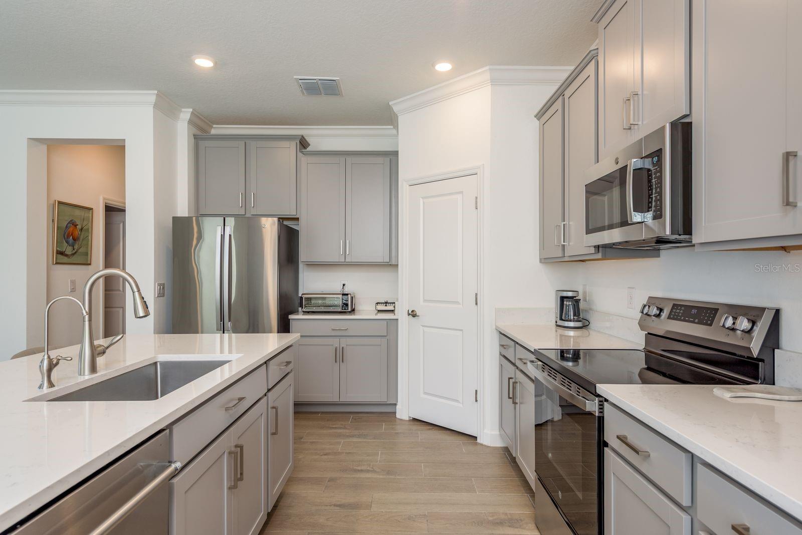 Image 14 of 70 For 10661 Tupper Cay Drive