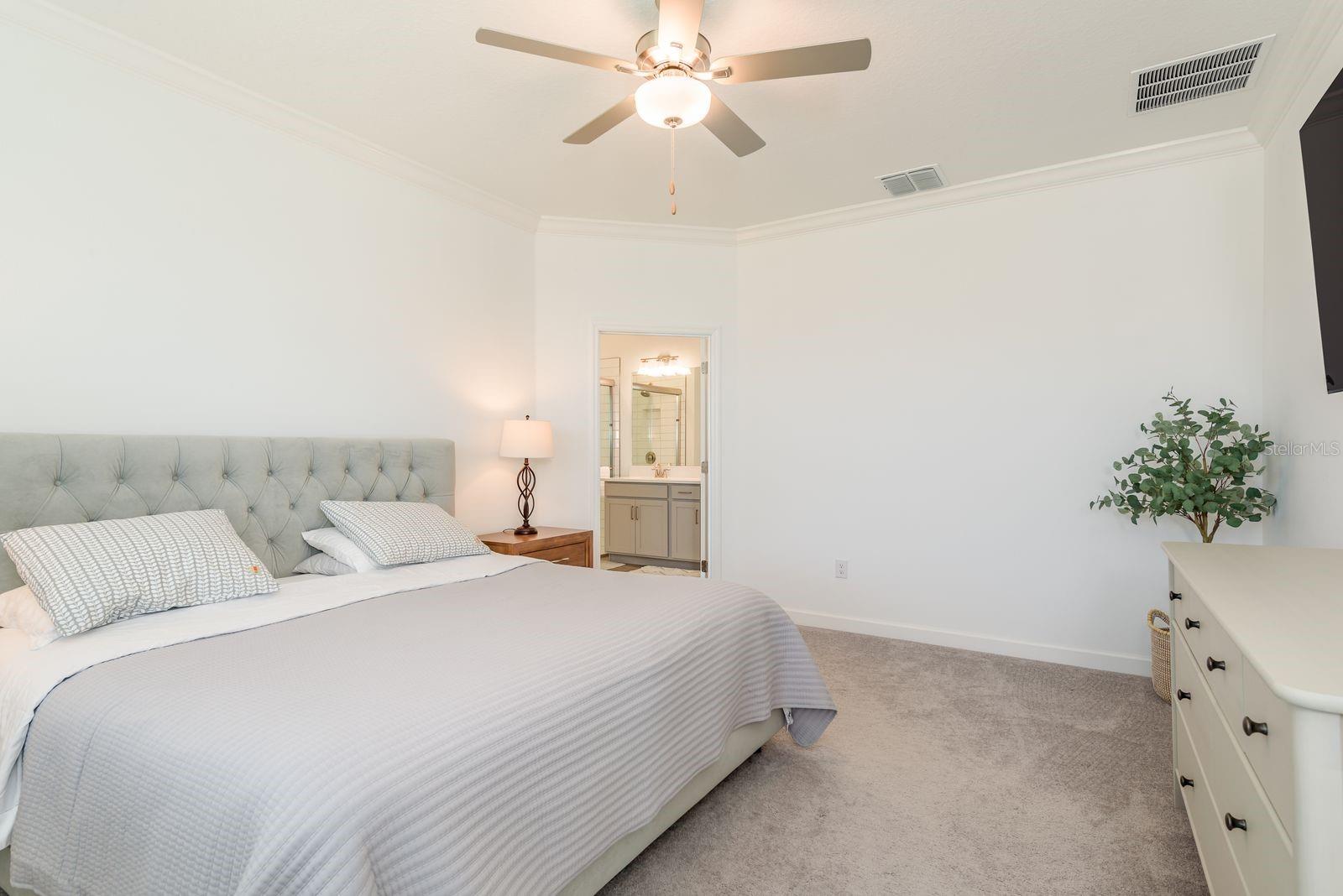 Image 16 of 70 For 10661 Tupper Cay Drive