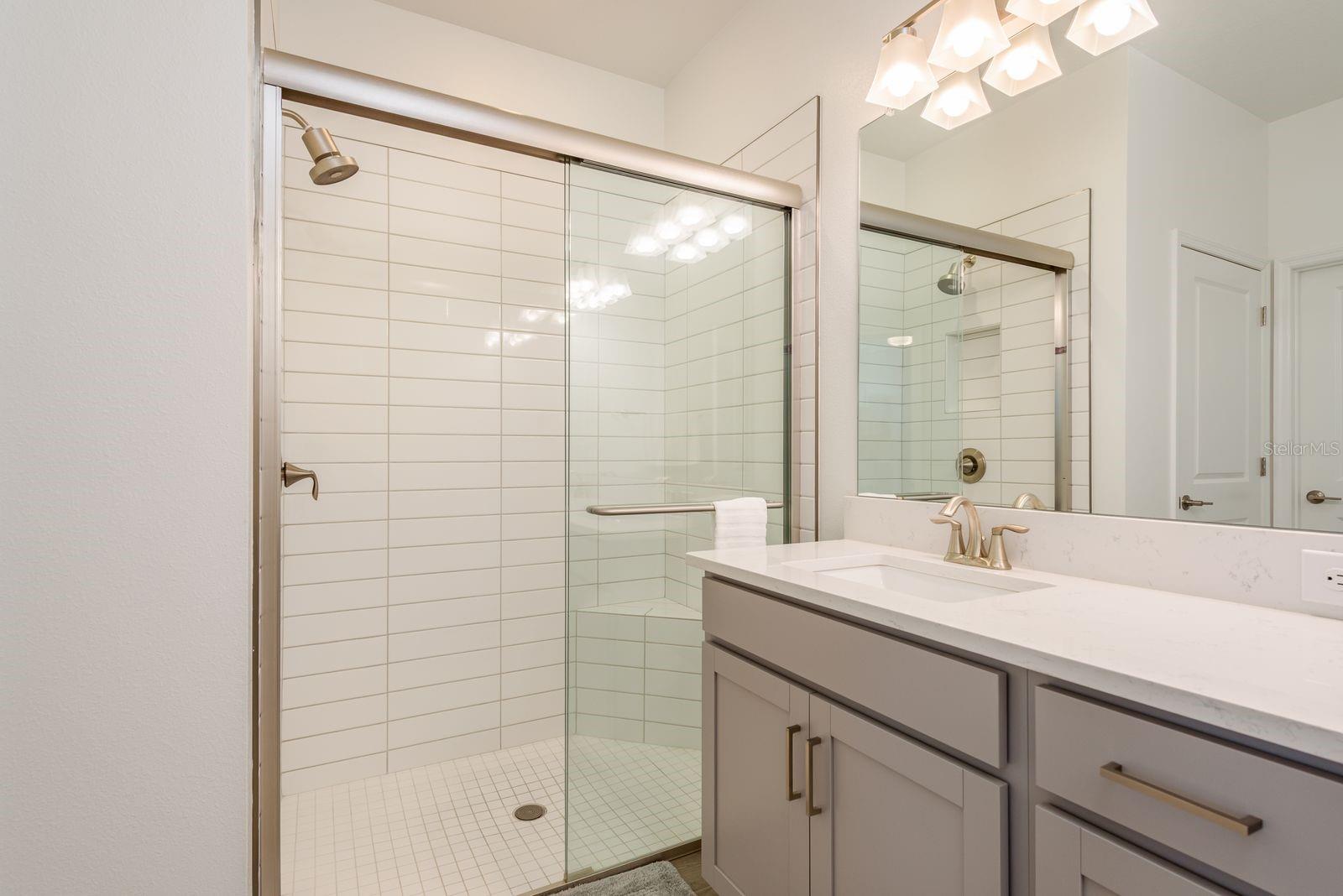 Image 19 of 70 For 10661 Tupper Cay Drive