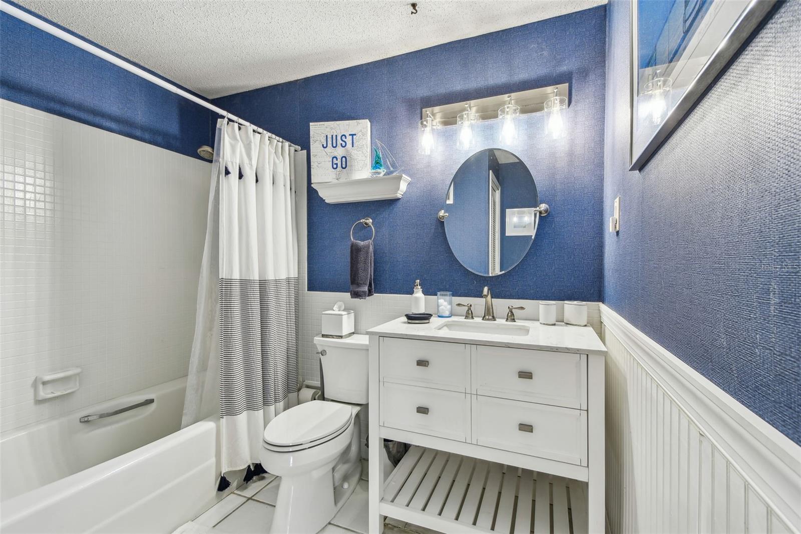 Image 30 of 59 For 5960 30th Avenue S 414