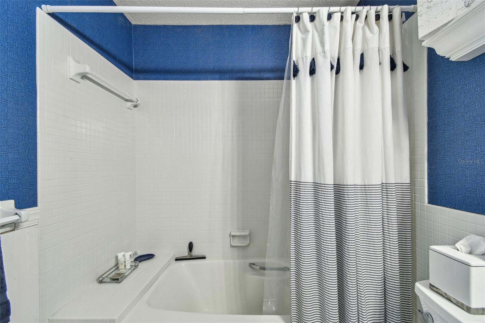 Image 31 of 59 For 5960 30th Avenue S 414