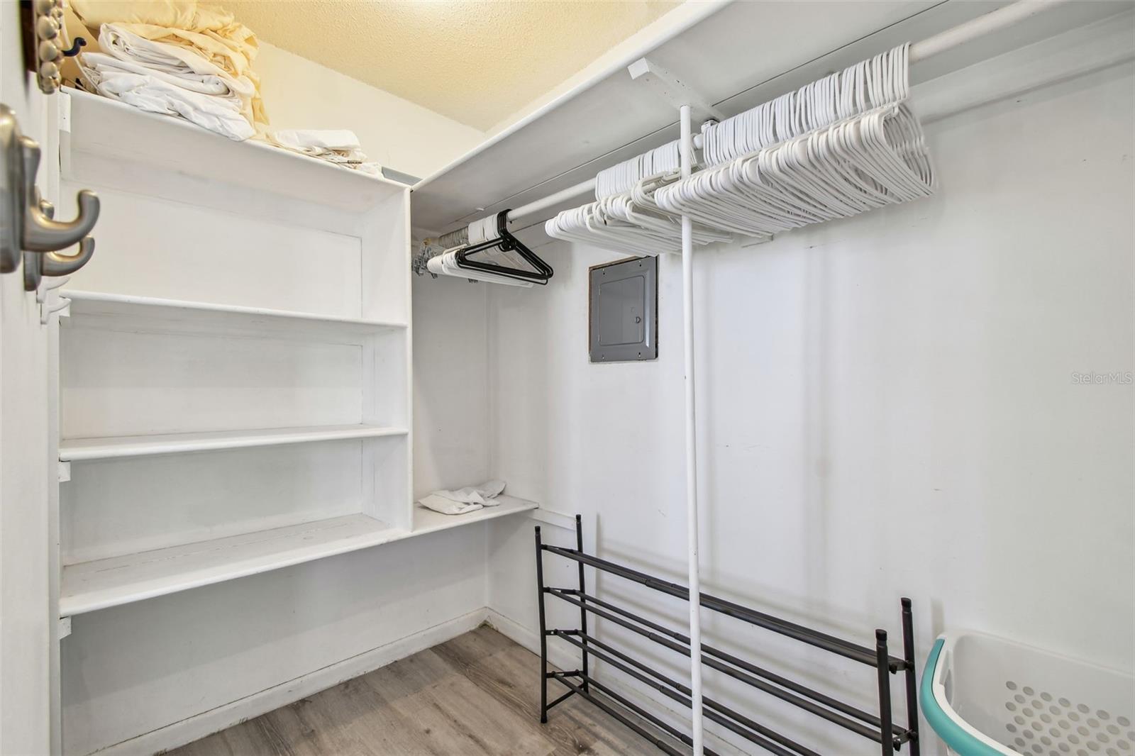 Image 35 of 59 For 5960 30th Avenue S 414