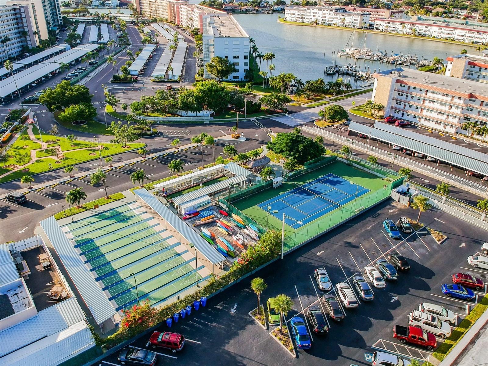 Image 48 of 59 For 5960 30th Avenue S 414