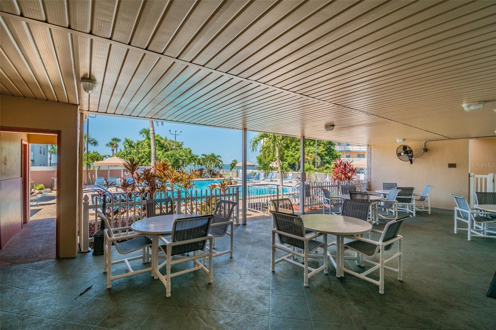 Image 54 of 59 For 5960 30th Avenue S 414