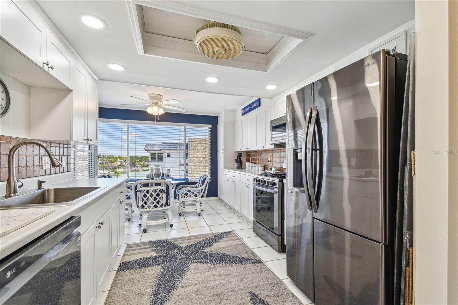 Image 9 of 59 For 5960 30th Avenue S 414