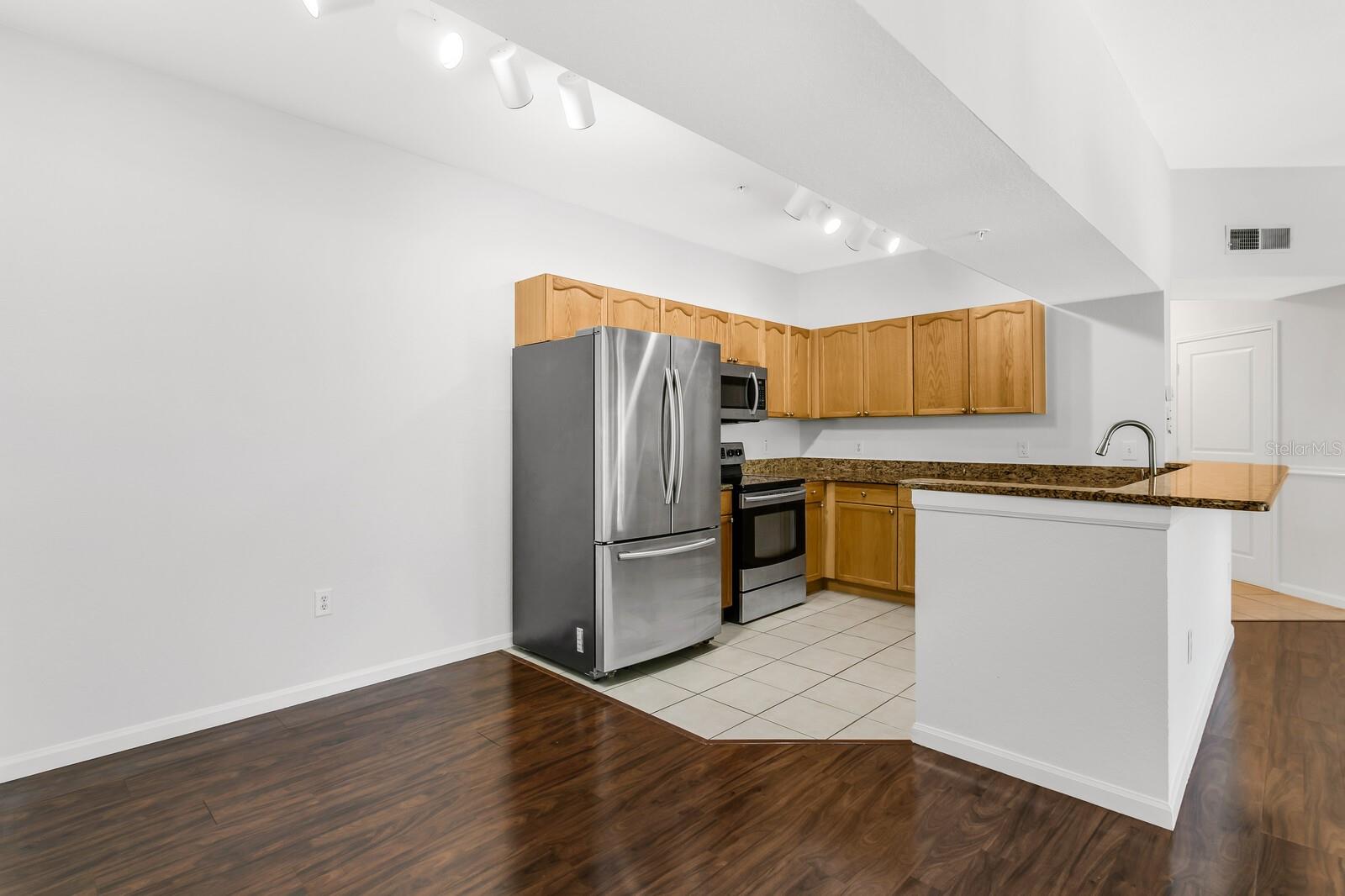 Image 12 of 53 For 5125 Palm Springs Boulevard 12205