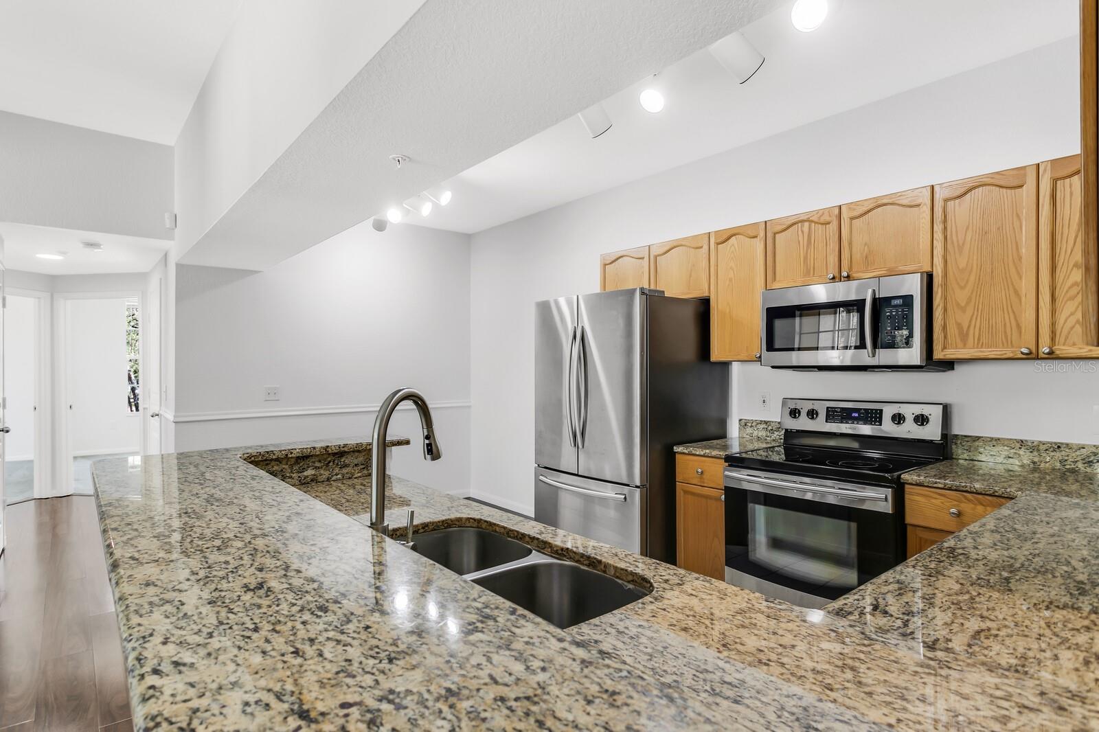 Image 15 of 53 For 5125 Palm Springs Boulevard 12205