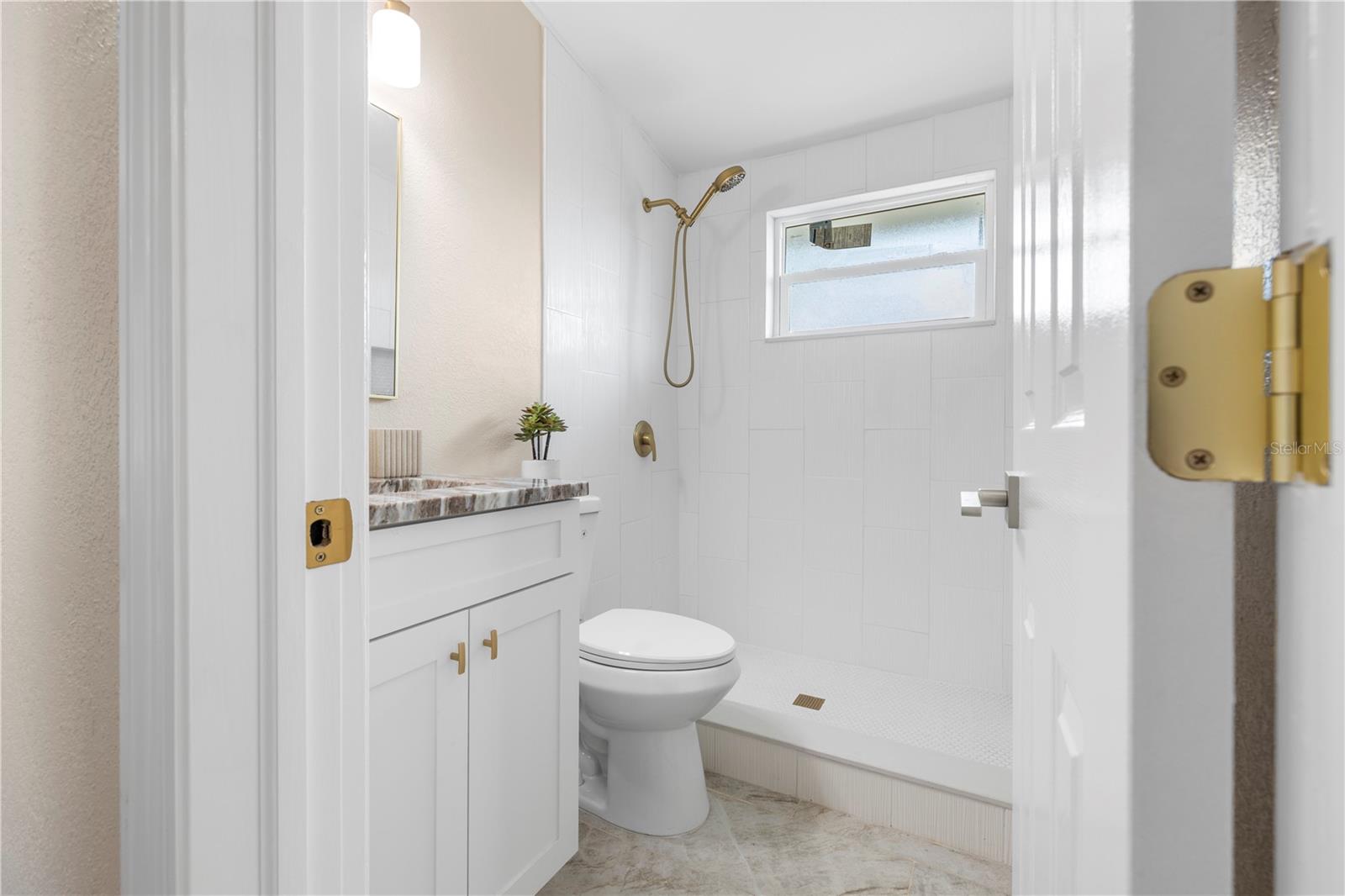 Image 18 of 39 For 3904 Crawford Street