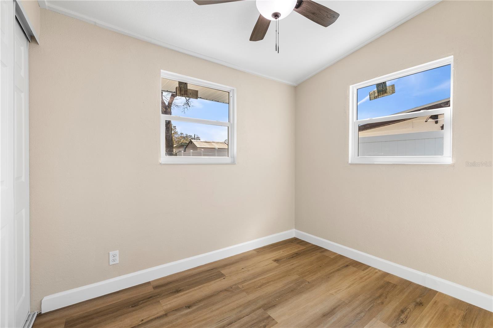 Image 22 of 39 For 3904 Crawford Street