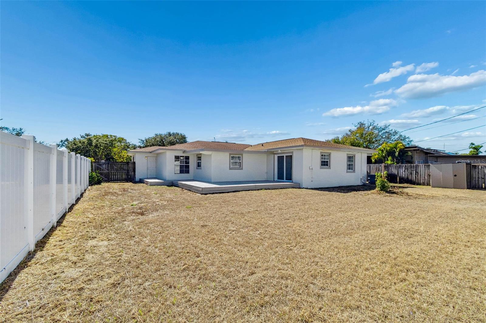 Image 34 of 46 For 6041 5th Avenue N