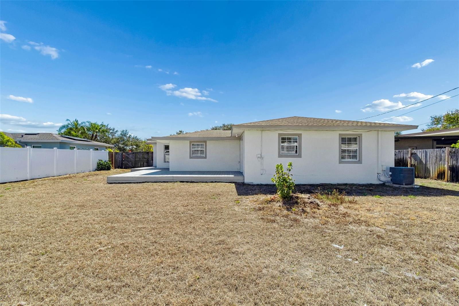 Image 35 of 46 For 6041 5th Avenue N