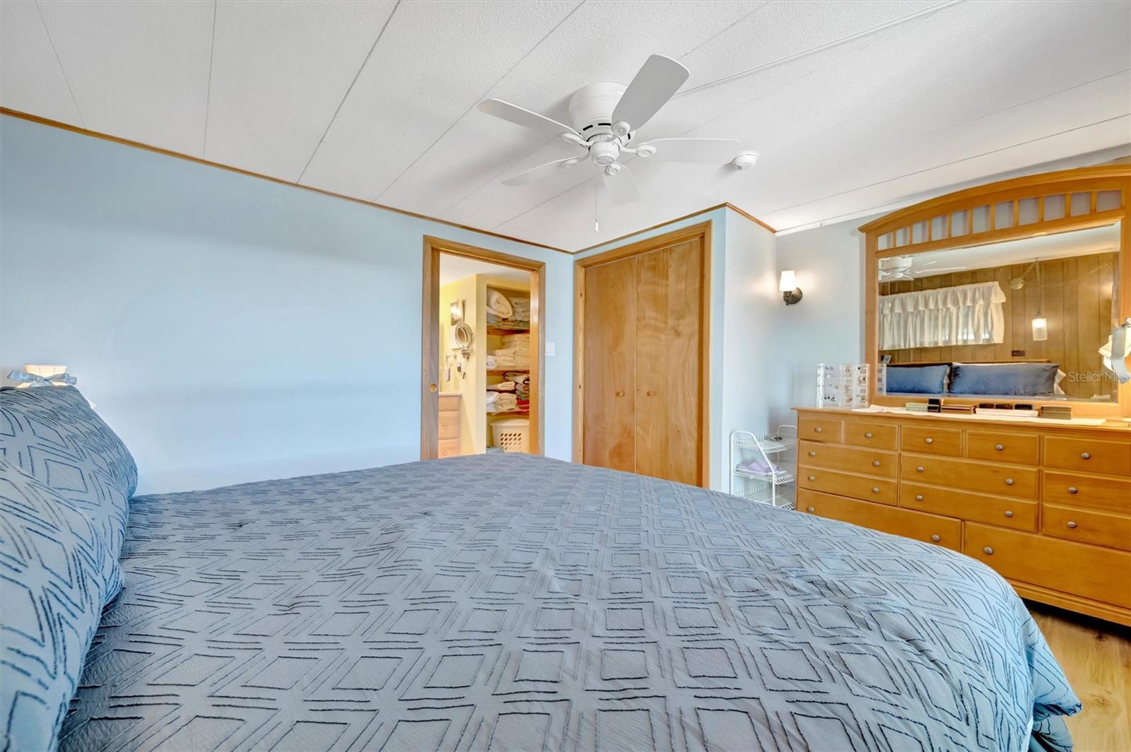 Image 34 of 57 For 132 Saint Lucia Loop