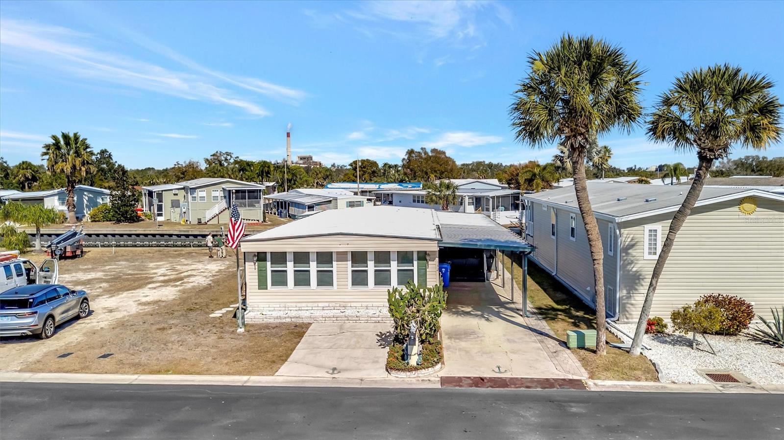 Image 46 of 57 For 132 Saint Lucia Loop