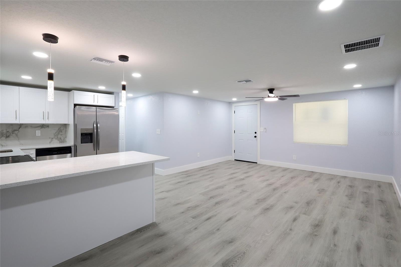 Image 12 of 29 For 1101 Bethune Street