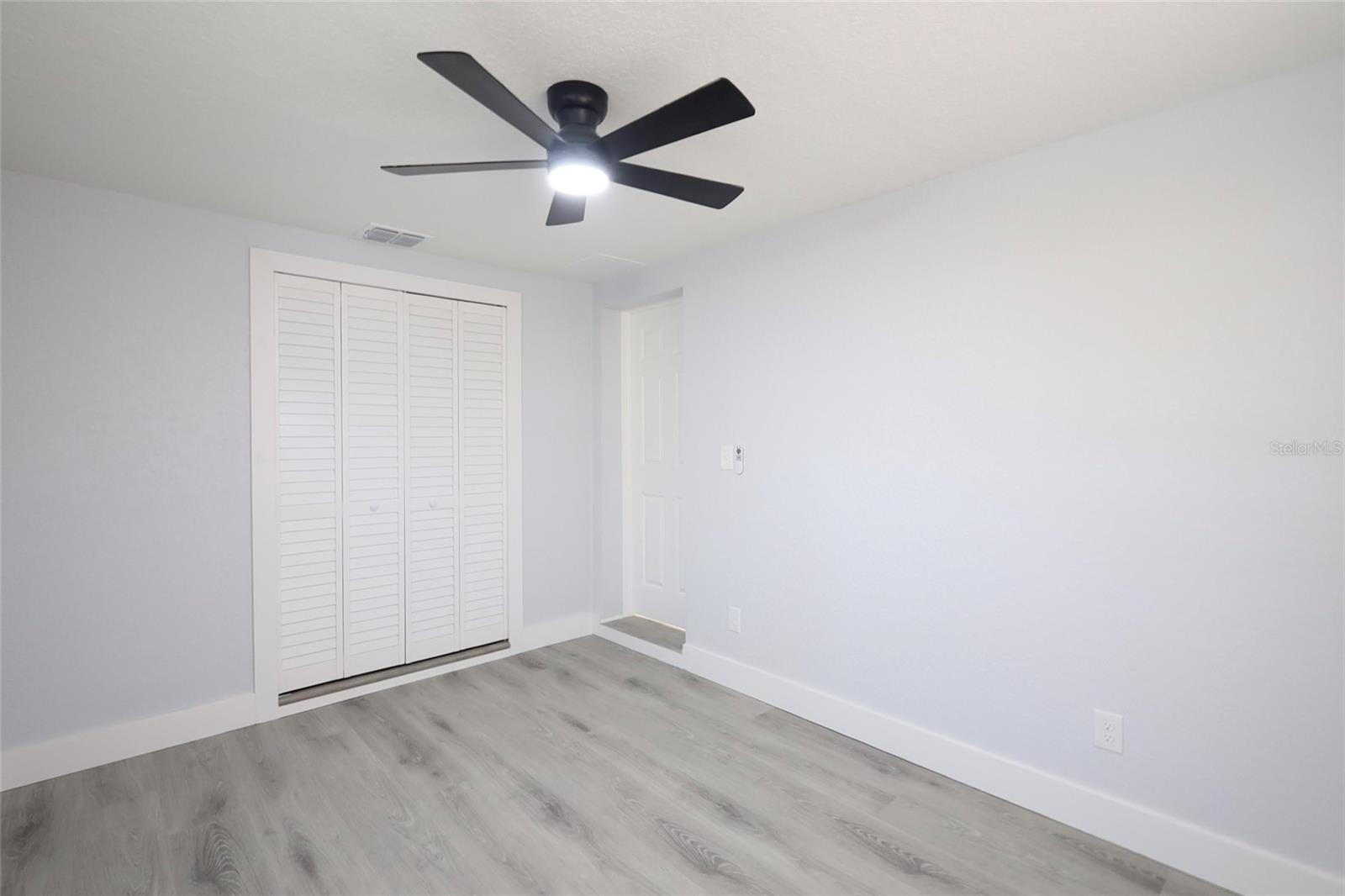 Image 17 of 29 For 1101 Bethune Street