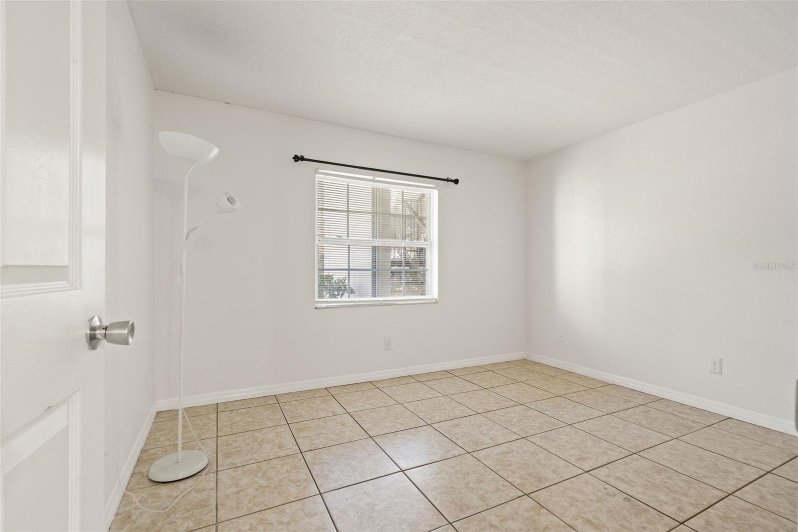 Image 13 of 20 For 14415 American Circle  104