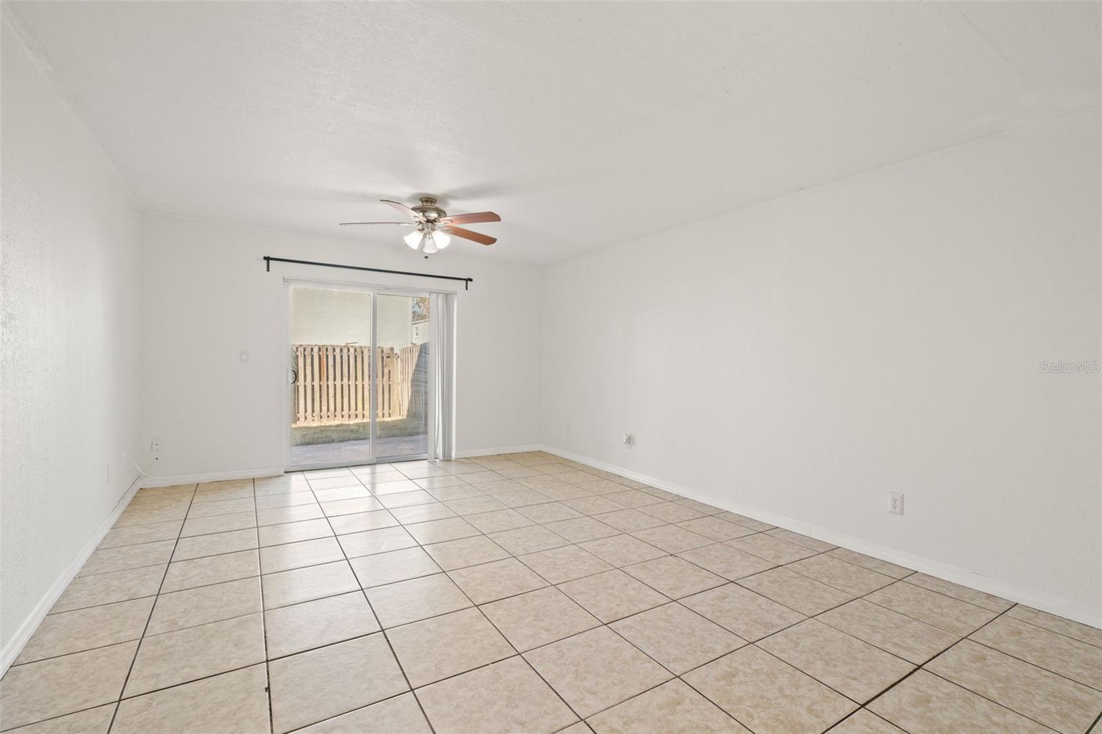 Image 6 of 20 For 14415 American Circle  104