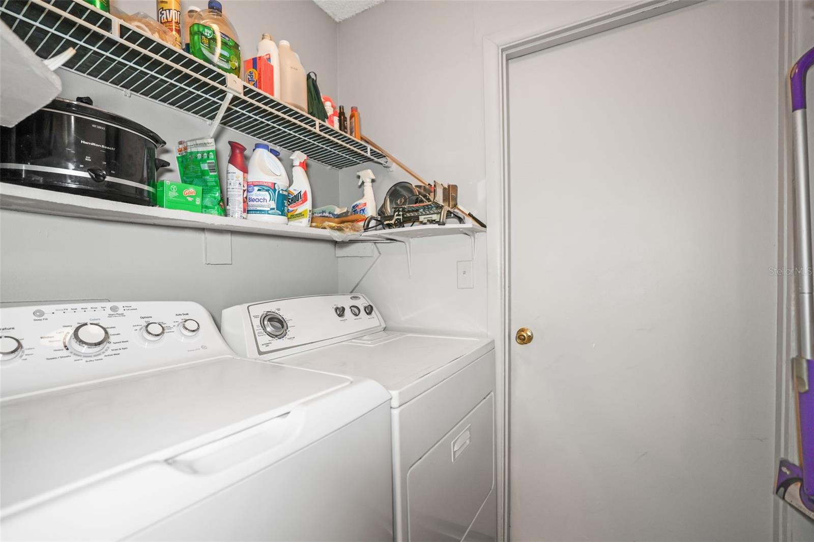 Image 14 of 20 For 2790 Lomond Drive