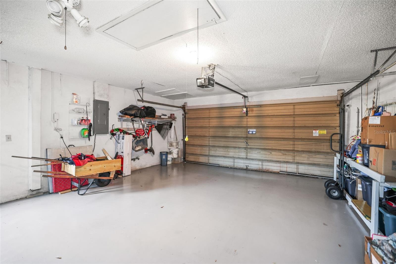 Image 16 of 20 For 2790 Lomond Drive