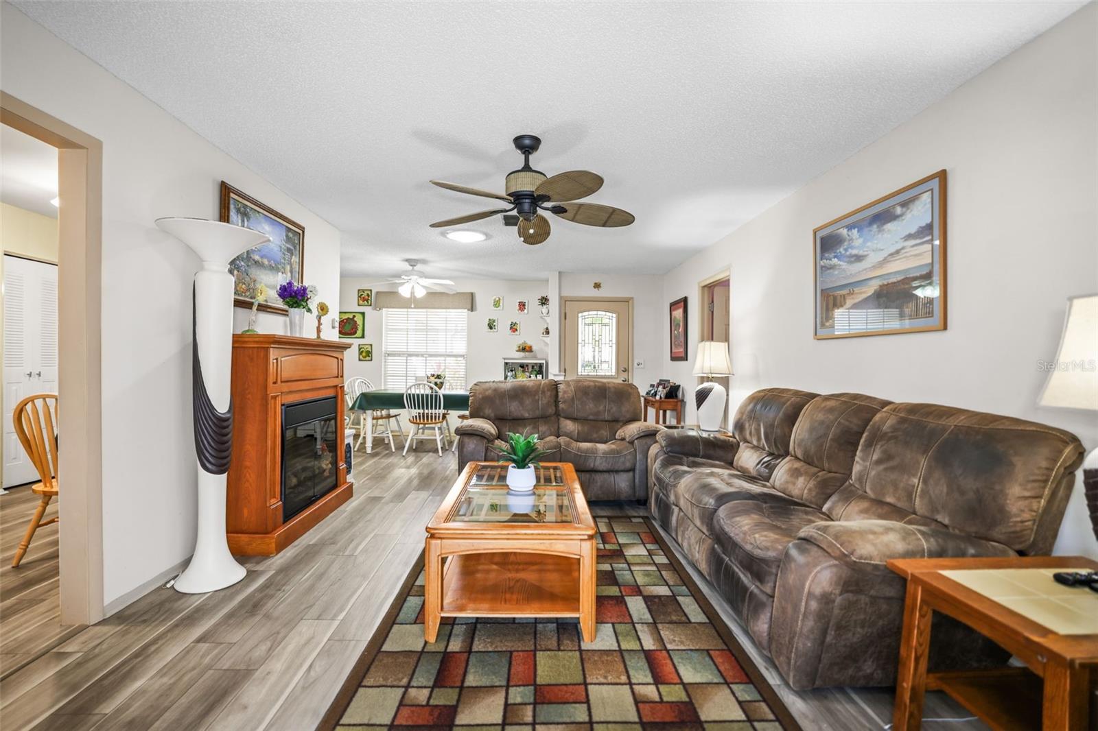 Image 4 of 20 For 2790 Lomond Drive