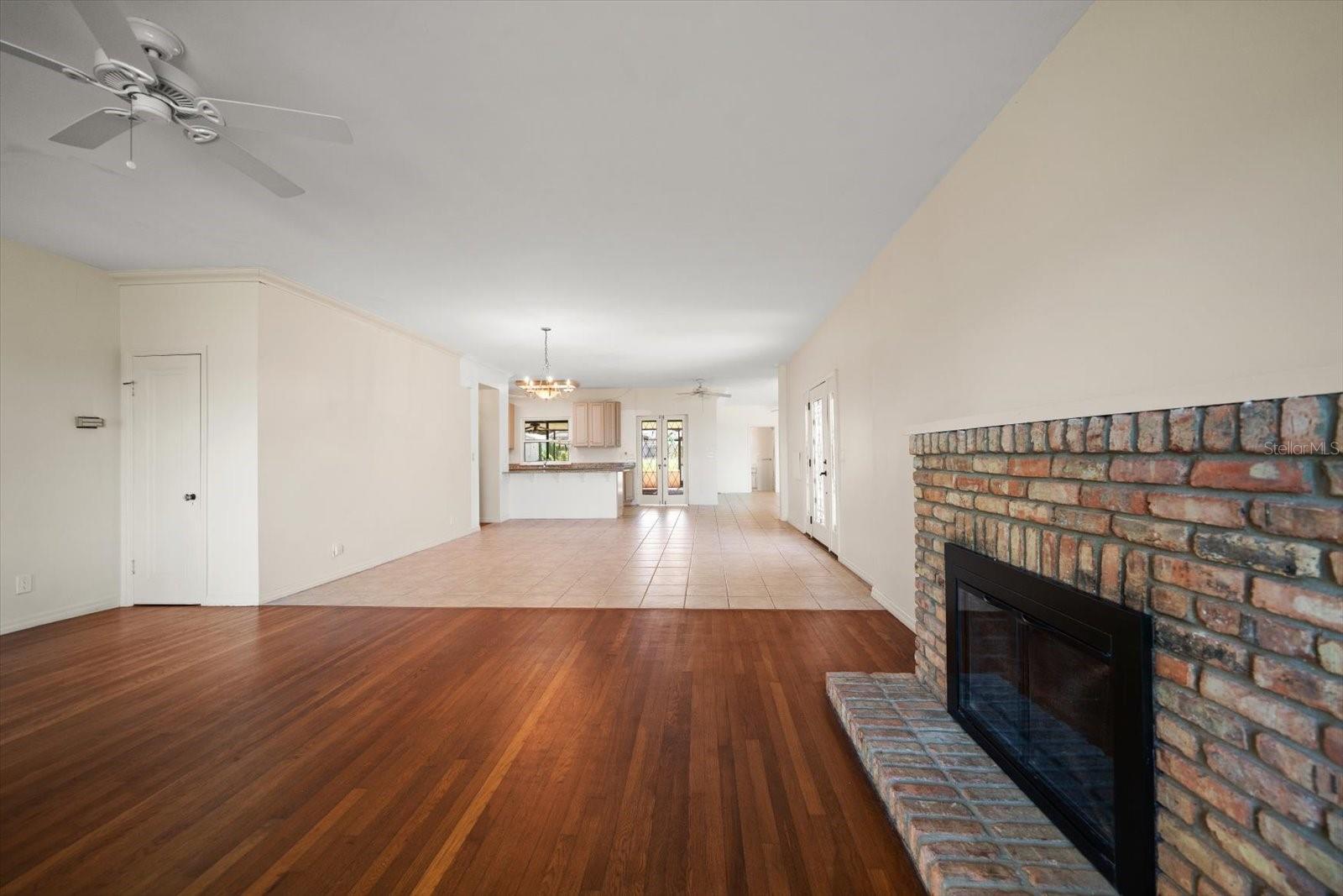 Image 17 of 35 For 43 Edgewater Drive