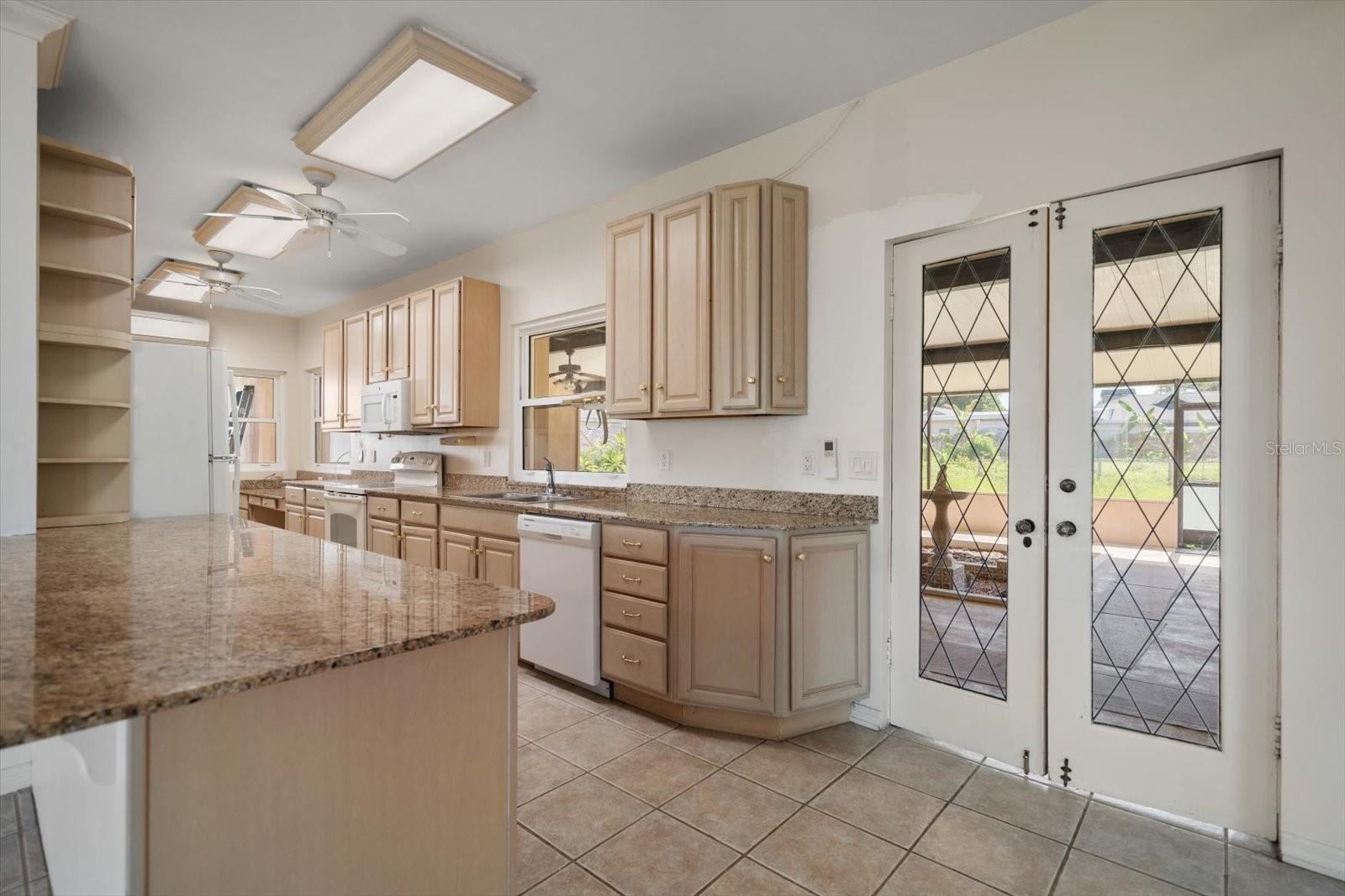 Image 18 of 35 For 43 Edgewater Drive