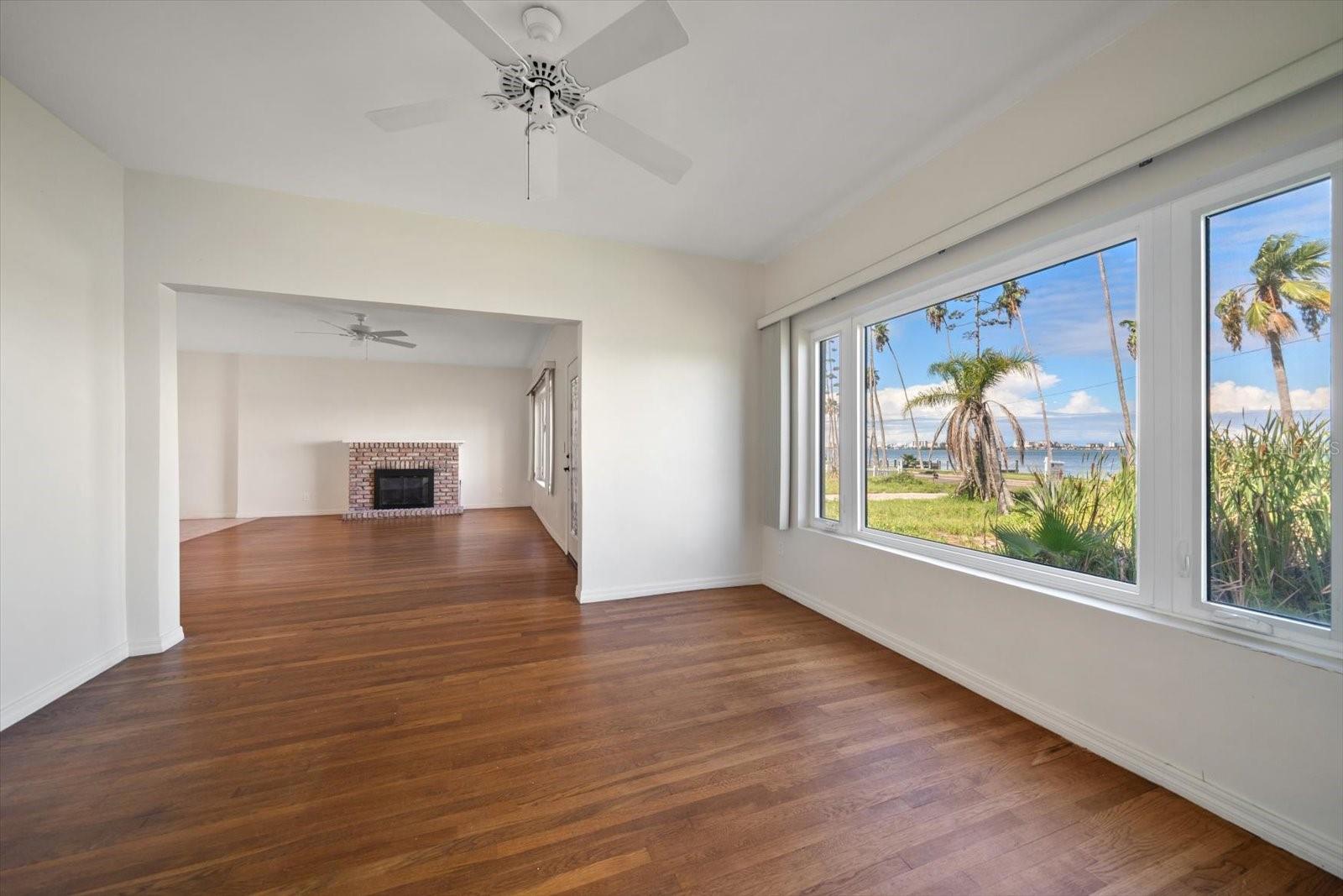 Image 23 of 35 For 43 Edgewater Drive